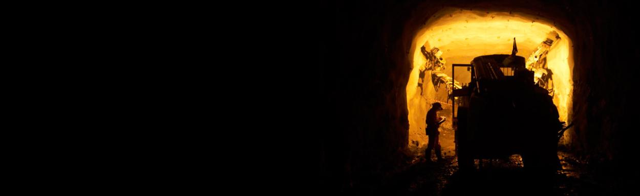Using optimization and simulation to maximize mine productivity